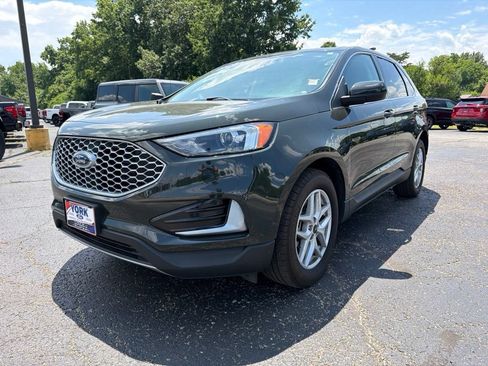 Used 2024 Ford Edge SEL w/ Cargo Accessory Package AWD/4WD image 2
