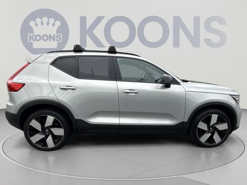 Used 2023 Volvo XC40 Recharge Ultimate AWD/4WD image 17