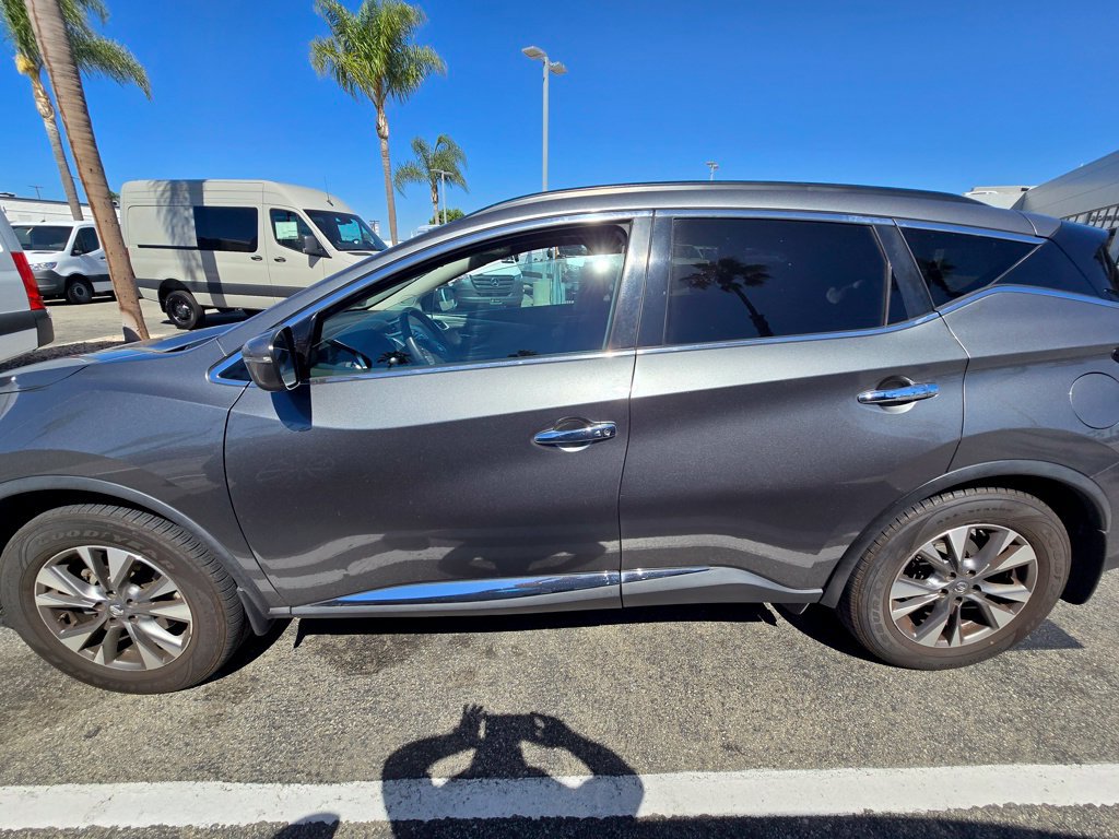Used 2016 Nissan Murano SV w/ Premium Package FWD image 5