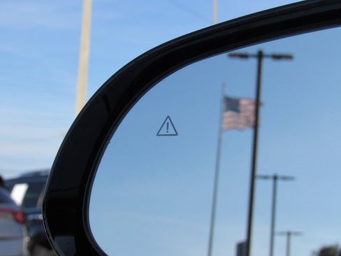 Used 2023 Hyundai Santa Fe SEL Premium image 23