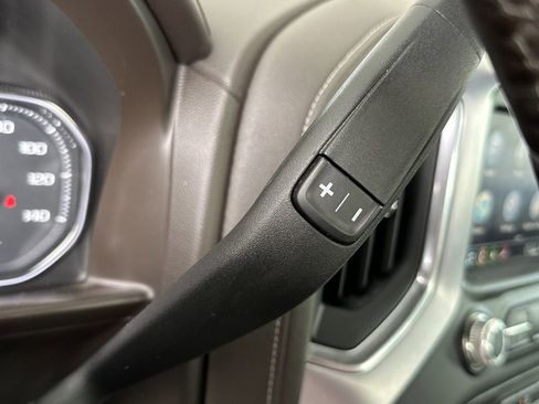 Used 2021 GMC Sierra 1500 SLT w/ SLT Convenience Package image 24