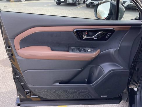 New 2026 Subaru Forester Touring AWD/4WD image 24