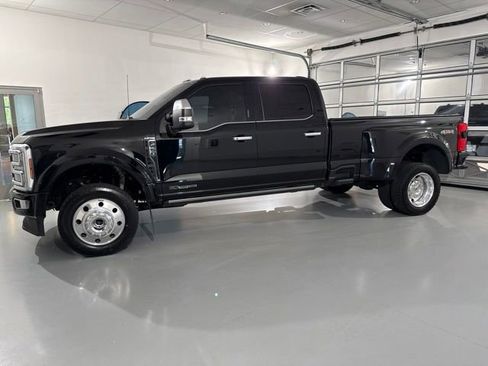 Used 2024 Ford F450 Platinum AWD/4WD image 4