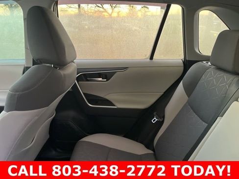 Used 2023 Toyota RAV4 XLE w/ Convenience Package image 15