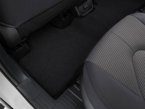 Used 2021 Toyota Highlander L FWD image 40