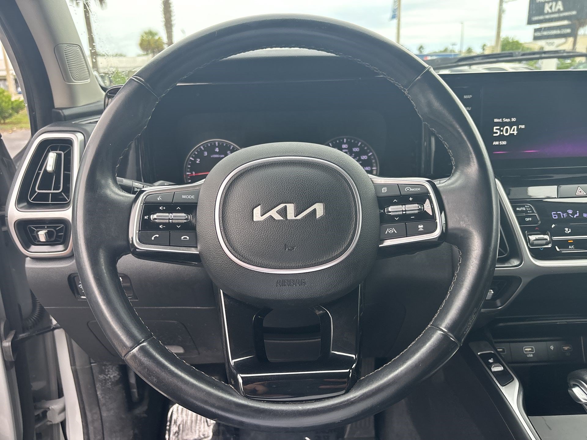 Used 2023 Kia Sorento EX FWD image 11