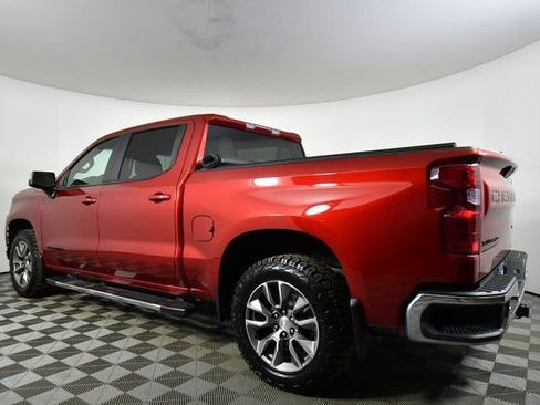 Used 2022 Chevrolet Silverado 1500 LT image 14