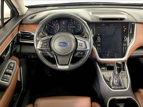 Used 2022 Subaru Outback Touring image 7