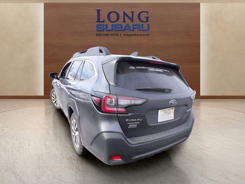 Certified 2025 Subaru Outback Premium image 7