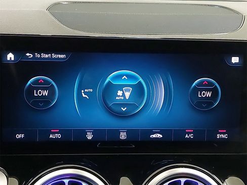 Used 2022 Mercedes-Benz GLB 250 w/ Premium Package Lite image 29