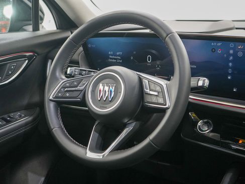 Used 2024 Buick Envision Preferred image 13