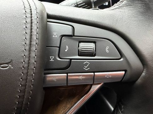 Used 2023 Cadillac Escalade ESV Sport Platinum w/ LPO, ONYX Package AWD/4WD image 30