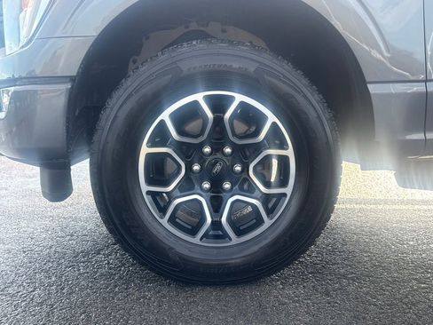 Used 2021 Ford F150 XLT w/ Equipment Group 302A High image 18