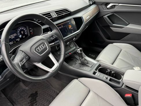 Used 2021 Audi Q3 2.0T Premium Plus w/ Premium Plus Package AWD/4WD image 11