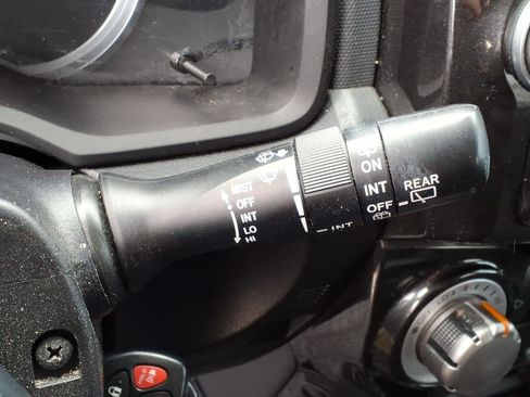 Used 2016 Toyota 4Runner 4WD image 17