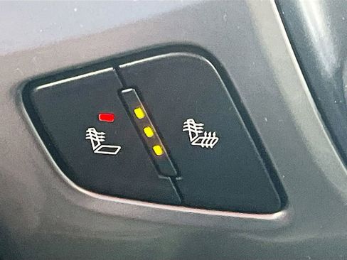 Used 2018 Chevrolet Silverado 1500 LT w/ All Star Edition AWD/4WD image 21