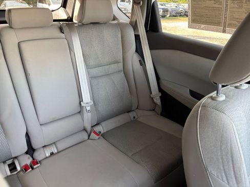 Used 2025 Nissan Rogue SV image 38