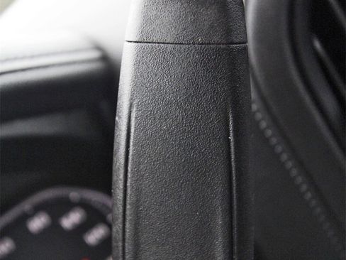 Used 2020 GMC Sierra 1500 Elevation w/ Elevation Value Package image 18