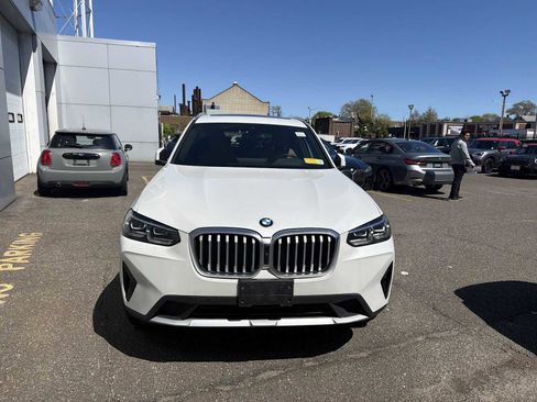 Certified 2023 BMW X3 xDrive30i w/ Premium Package AWD/4WD image 3