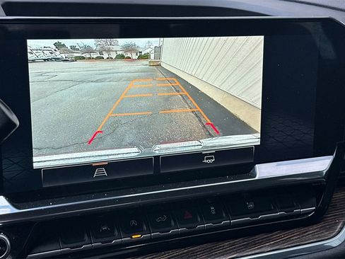 Used 2024 GMC Sierra 1500 Elevation image 20