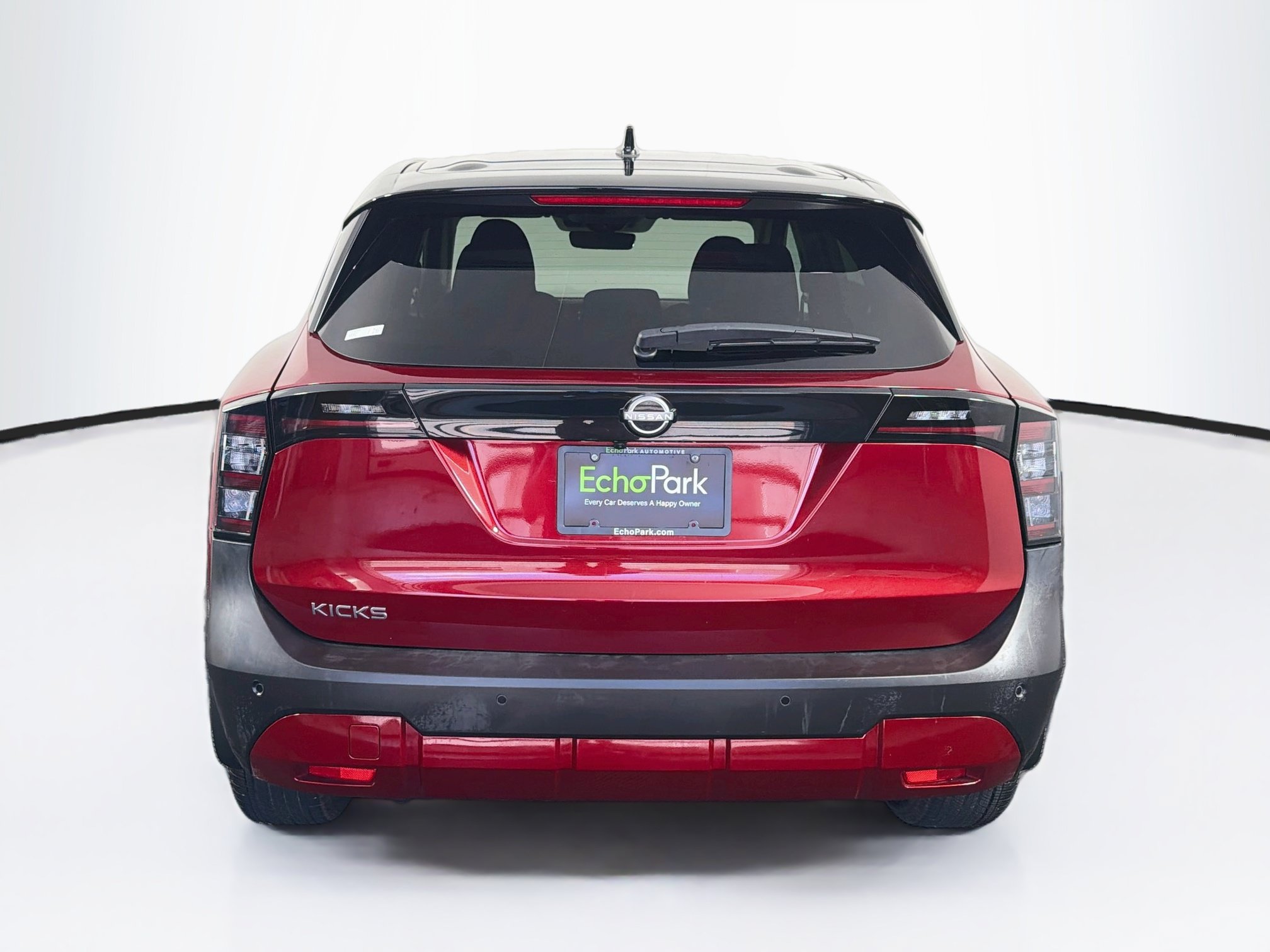 Used 2025 Nissan Kicks SV w/ Illumination Package FWD image 7
