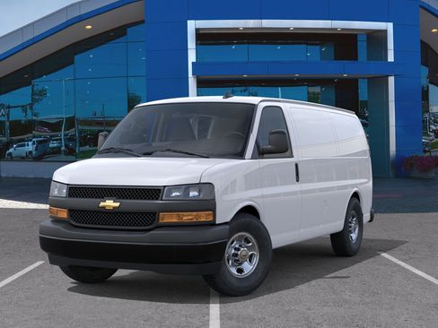 New 2026 Chevrolet Express 2500 w/ Driver Convenience Package RWD image 30