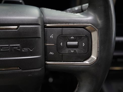 Used 2024 GMC Hummer EV 3X AWD/4WD image 16