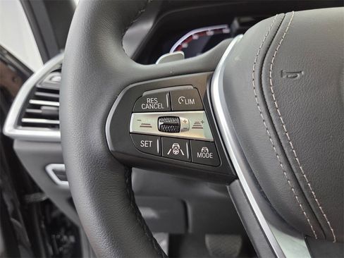 Used 2023 BMW X5 xDrive40i w/ Executive Package image 33