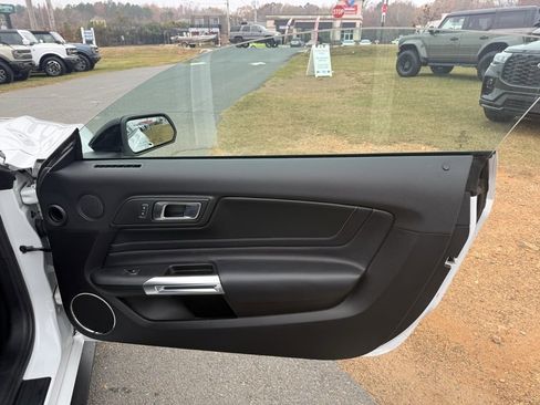 Used 2022 Ford Mustang GT Premium w/ Equipment Group 401A image 29