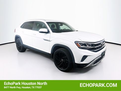 Used 2022 Volkswagen Atlas Cross Sport SE FWD image 1