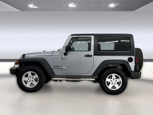 Used 2016 Jeep Wrangler Sport w/ Quick Order Package 24S AWD/4WD image 2
