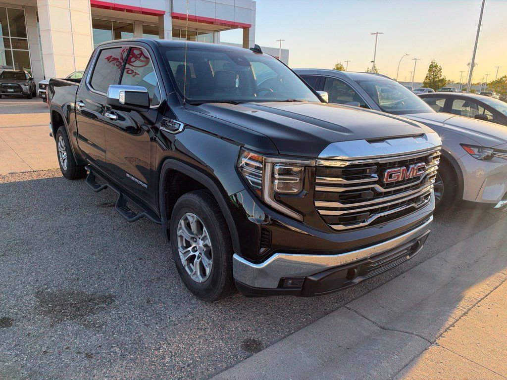 Used 2024 GMC Sierra 1500 SLT RWD image 7