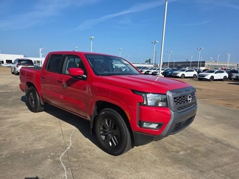 Certified 2025 Nissan Frontier SV w/ SV Convenience Package RWD image 5