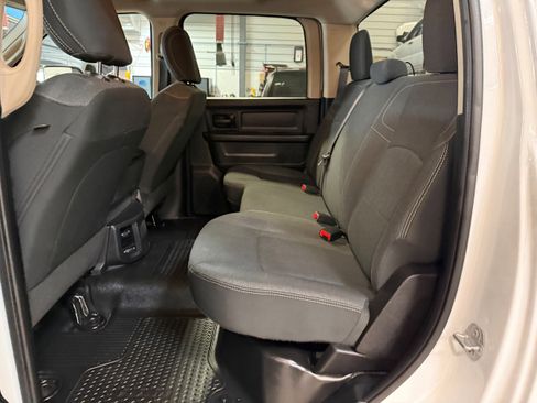 Used 2020 RAM 2500 Tradesman w/ Chrome Appearance Group AWD/4WD image 36