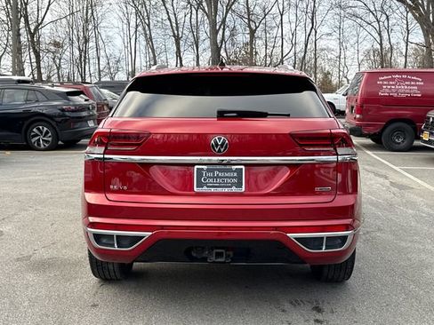 Certified 2021 Volkswagen Atlas Cross Sport SE w/ Panoramic Sunroof Package image 4