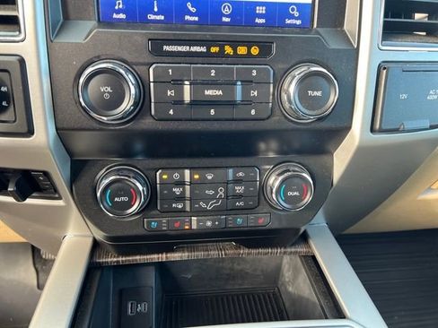 Used 2021 Ford F250 Lariat w/ Lariat Value Package image 19