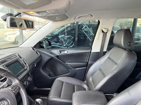 Used 2017 Volkswagen Tiguan S AWD/4WD image 33