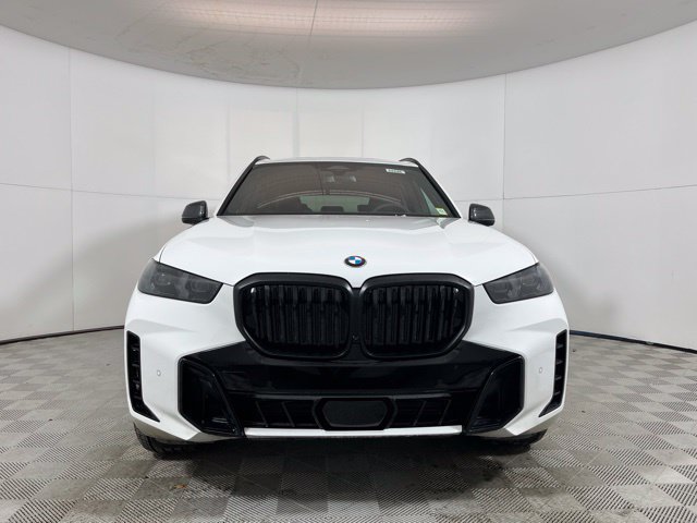 Used 2026 BMW X5 xDrive40i w/ M Sport Package AWD/4WD image 2
