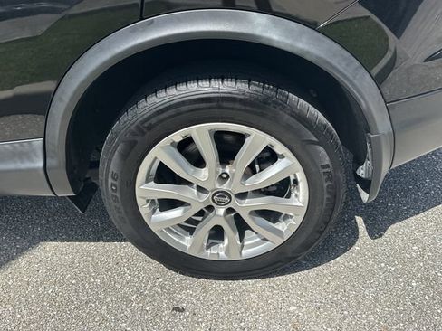 Certified 2021 Nissan Rogue Sport S FWD image 13