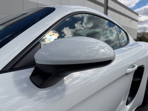 Used 2022 Porsche 718 Cayman GTS image 16