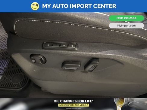 Used 2025 Volkswagen Atlas SEL Premium R-Line image 13