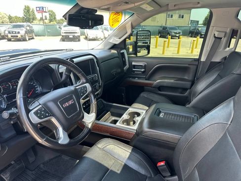 Used 2019 GMC Sierra 3500 SLT w/ Driver Alert Package AWD/4WD image 14