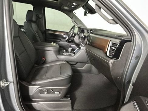 Used 2024 GMC Sierra 1500 Denali AWD/4WD image 31