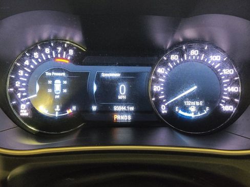 Used 2017 Lincoln MKX Reserve image 23