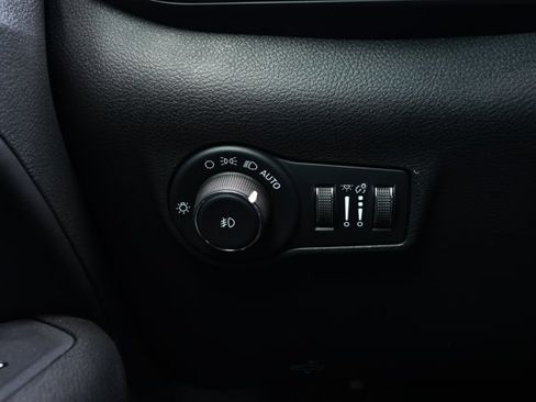 New 2026 Jeep Compass Latitude AWD/4WD image 15