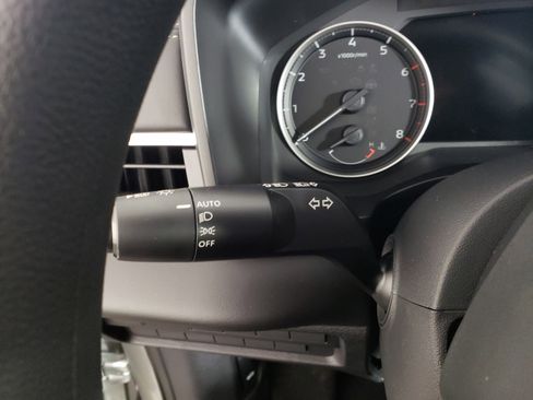 New 2026 Mitsubishi Outlander ES image 20