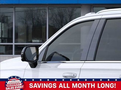 New 2026 Chevrolet Suburban LT w/ Comfort Package image 12