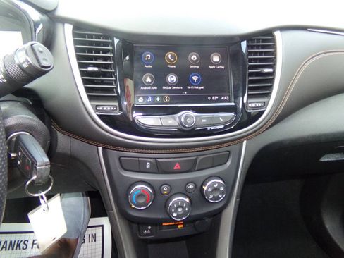 Used 2018 Chevrolet Trax LS FWD image 46