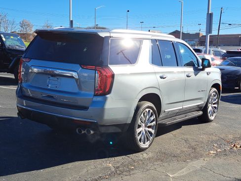 Used 2024 GMC Yukon Denali image 4