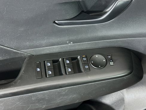 Used 2024 Hyundai Kona SEL image 15